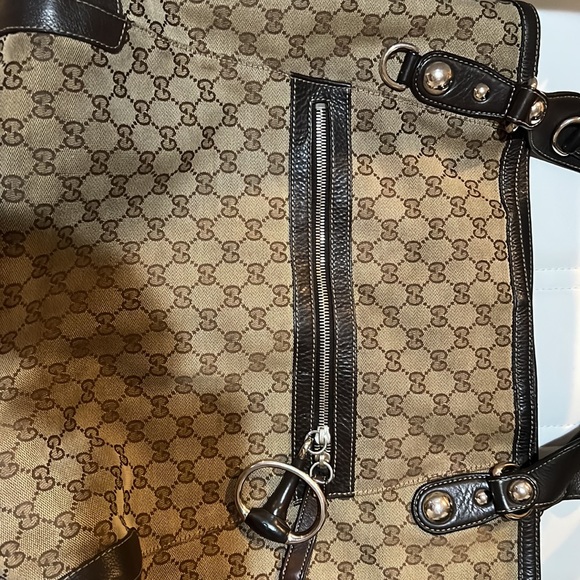AUTHENTIC! Very good condition Gucci tote - Picture 3 of 11